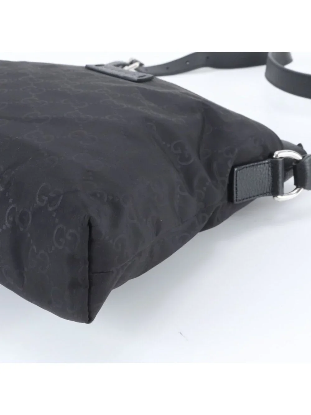 Gucci GG Nylon Leather Shoulder Bag Crossbody Messenger Black